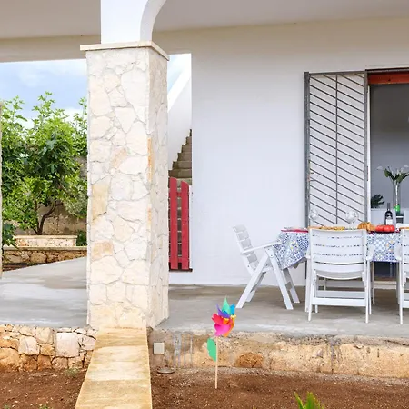 Villa Perla Marina Torre Lapillo
